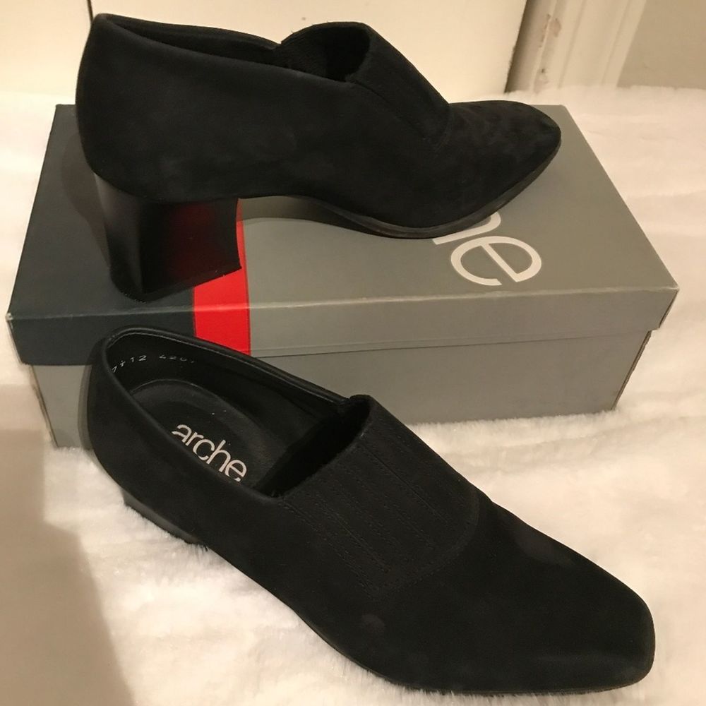 ARCHE Suede Black Ankle Booties Vintage w/ box